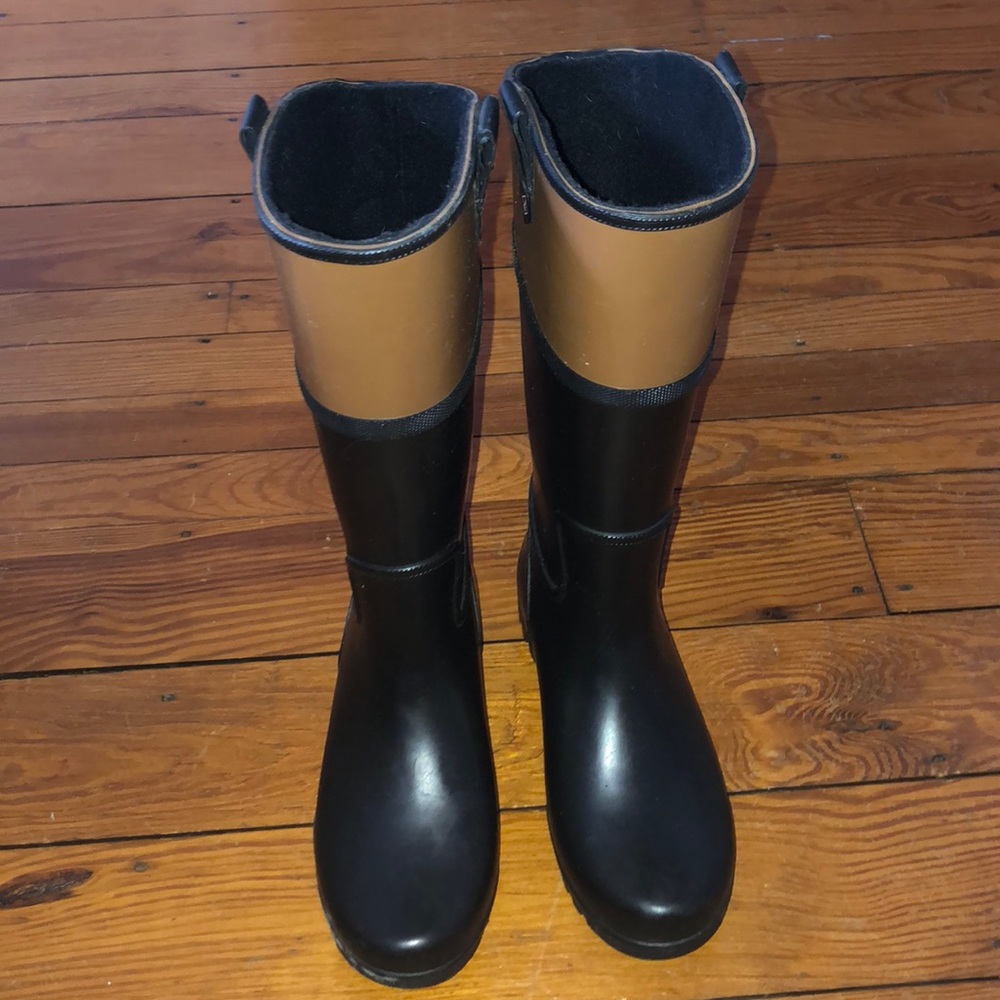 Sperry rain boots